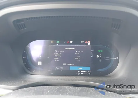 2023 Volvo Xc60 Recharge Plug-In Hybrid T8 Ultimate Bright Theme из США, поврежденный, VIN YV4H60DA1P1376177